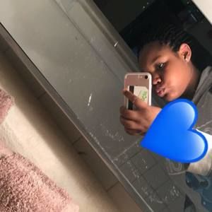 Meet your Posher, Ayana